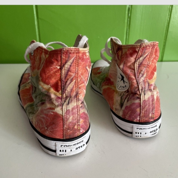 Converse Mens 7.5 / Womens 9.5 All Star Chuck Taylor Hi Grapefruit Print Sneaker - Picture 5 of 7
